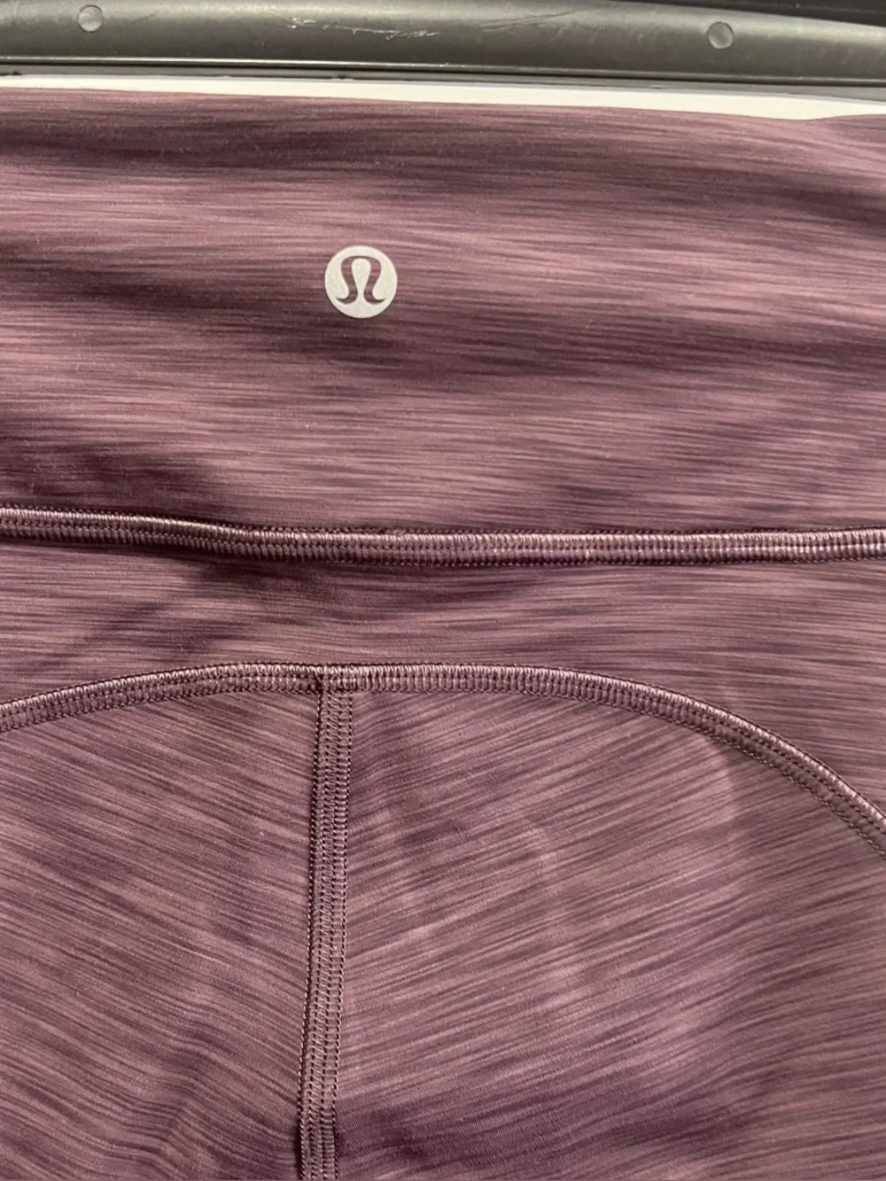 Lululemon invigorate High-Rise Crop Leggings 4 - Picture 5 of 5